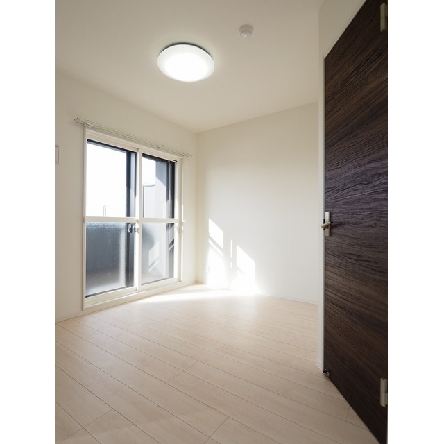 その他部屋・スペース　洋室５帖