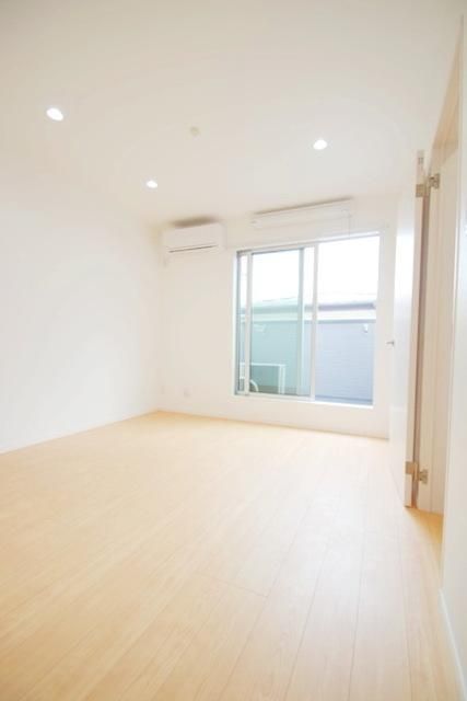 居室・リビング　★物件のお問合せはタウンハウジング稲田堤店まで★