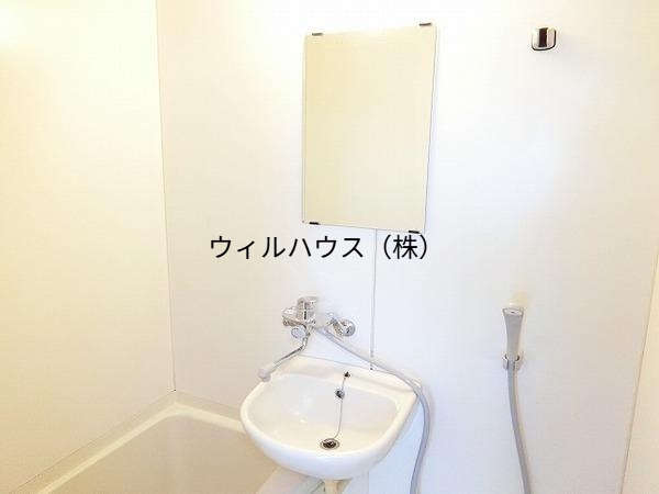 洗面設備　洗面台付き！