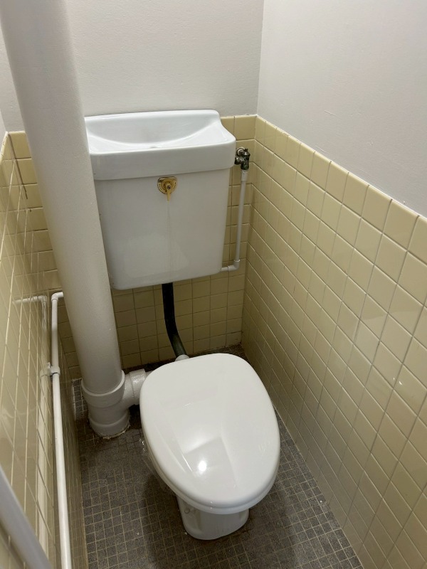 トイレ　別部屋参考写真