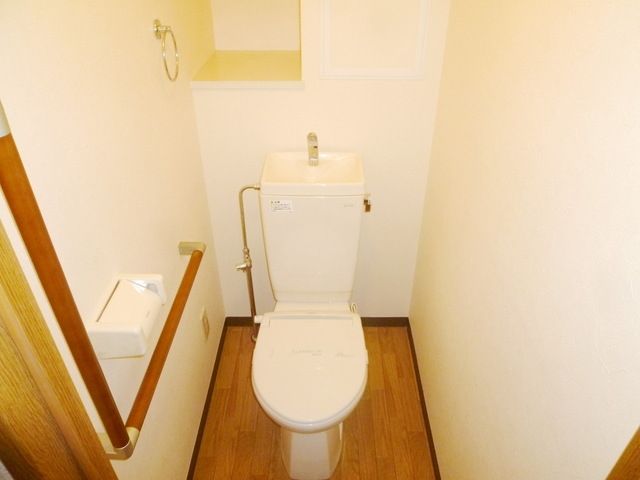 トイレ　★清潔感のあるトイレです★