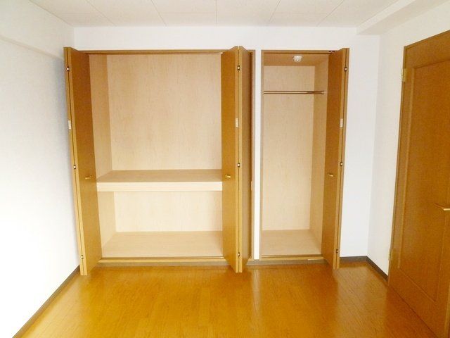 収納　★奥行きのあるシステムキッチン★