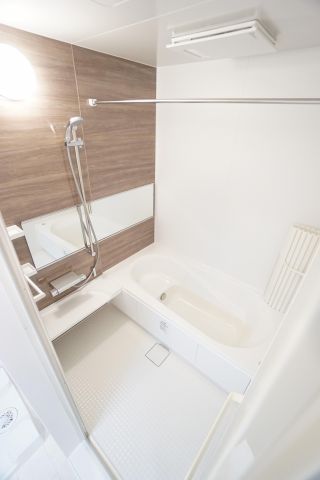 バス・シャワールーム　※同物件・同タイプの写真です。