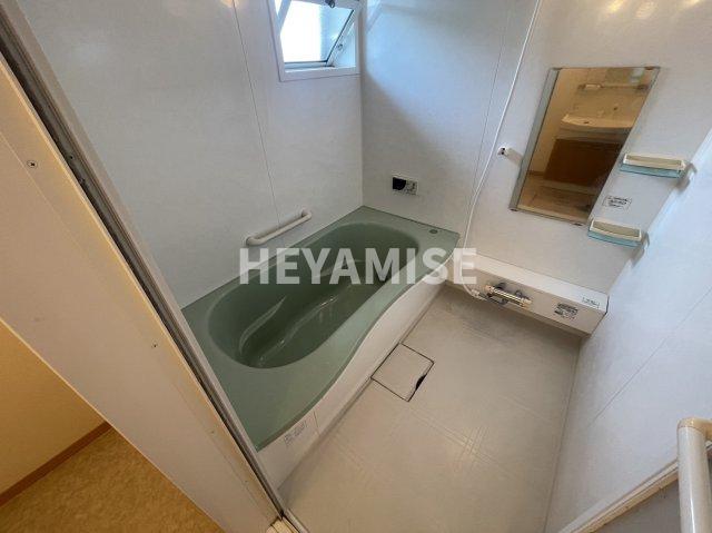 バス・シャワールーム　※室内画像は別号室のもの