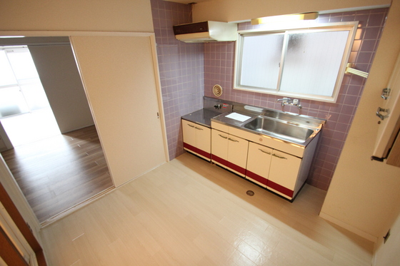 キッチン　※別号室の写真です