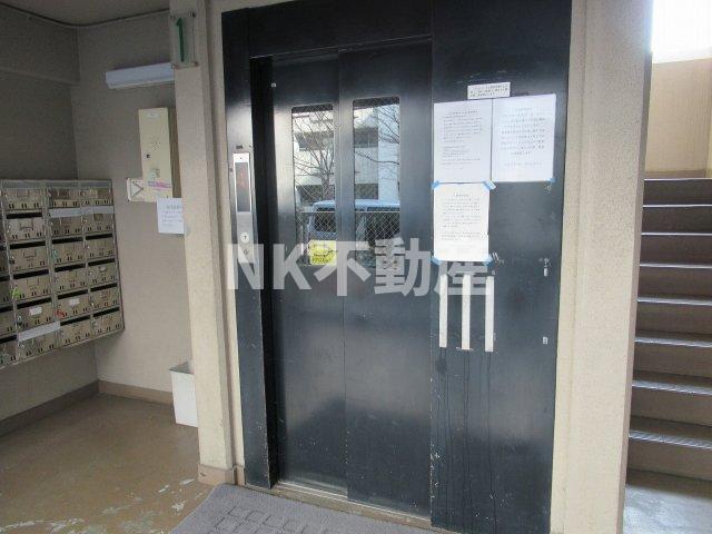 その他　エレベーターです