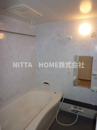 バス・シャワールーム　キレイなバスルームで疲れもなくなりますね★