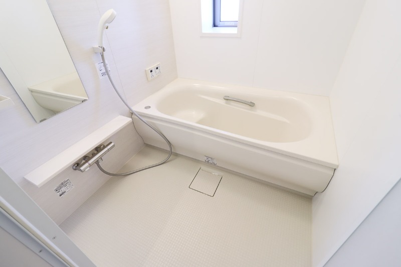 バス・シャワールーム　図面と現状に相違がある場合には現状を優先