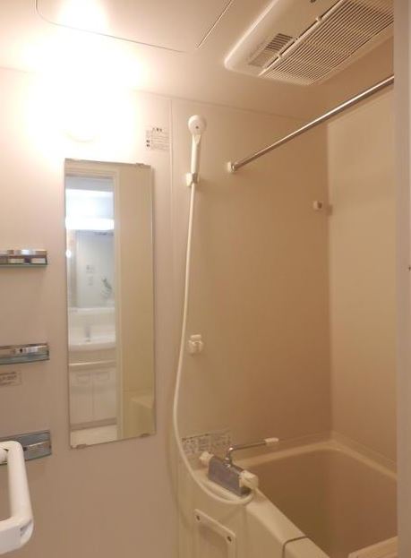 バス・シャワールーム　他のお部屋の参考写真となります。