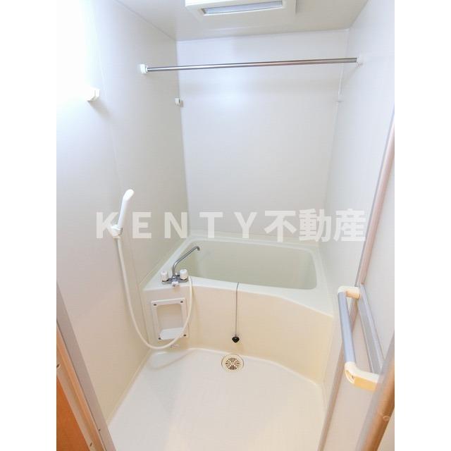 バス・シャワールーム　お風呂です