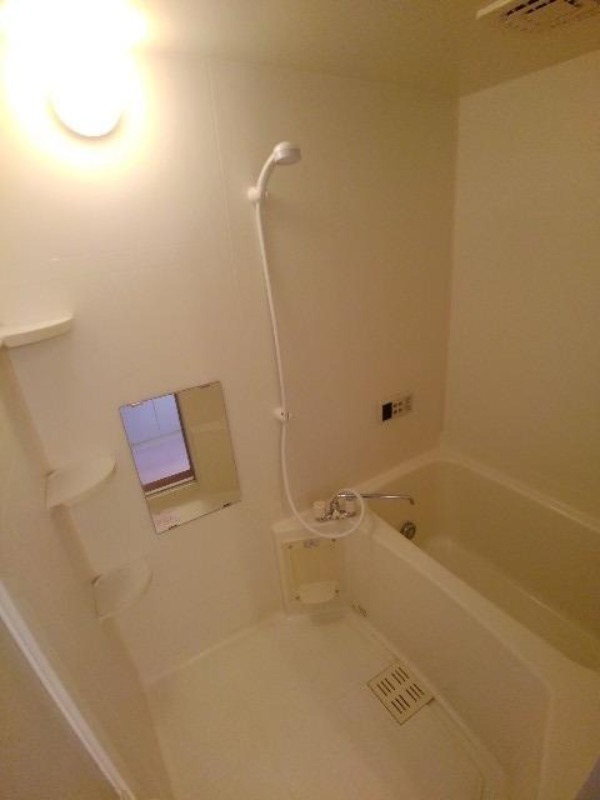 バス・シャワールーム　図面と現状に相違がある場合には現状を優先