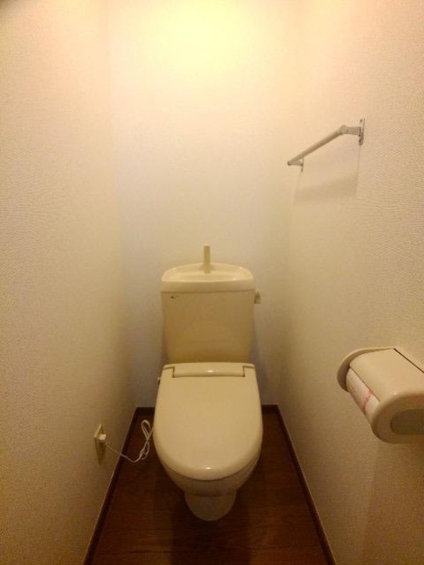 トイレ　図面と現状に相違がある場合には現状を優先