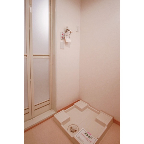 その他　同じ建物の別のお部屋