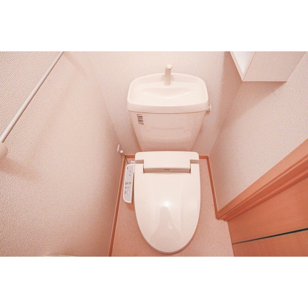 トイレ　同じ建物の別のお部屋