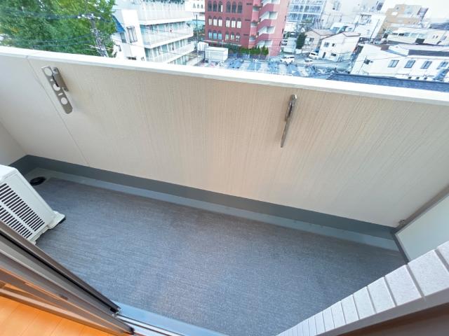バルコニー　ベランダ