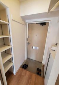 玄関　明るい玄関です