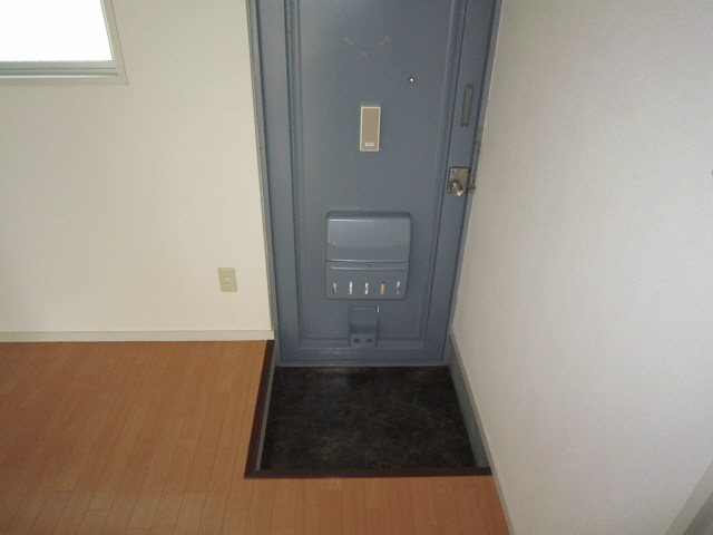 玄関　シンプルで使いやすい玄関です