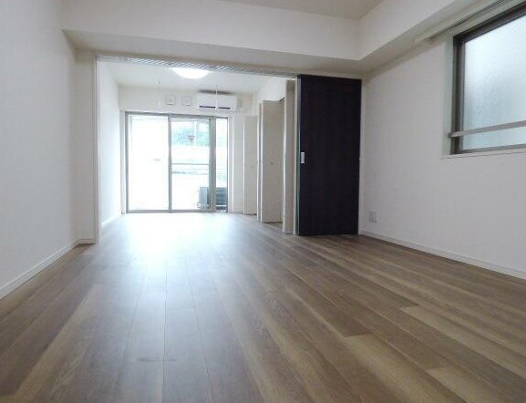 居室・リビング　☆明るい居室☆