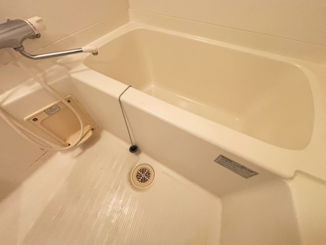 バス・シャワールーム　詳細は、RISUMO江坂本店までお問合せください♪