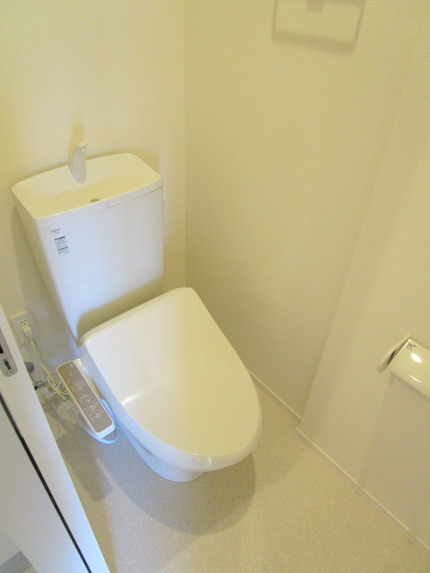 トイレ　★温水洗浄便座★