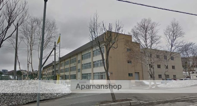 小学校　幸小学校（小学校）まで485m