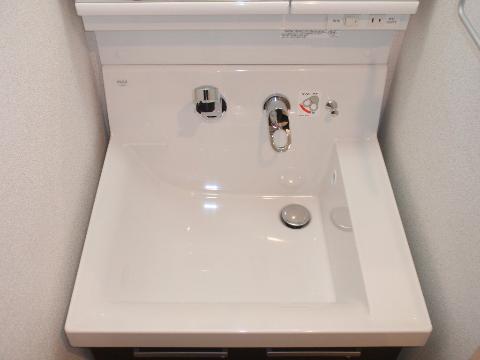 洗面設備　洗髪洗面化粧台
