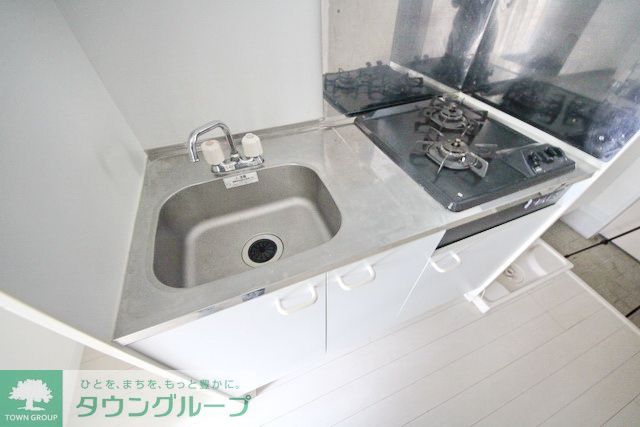 キッチン　同物件別部屋写真