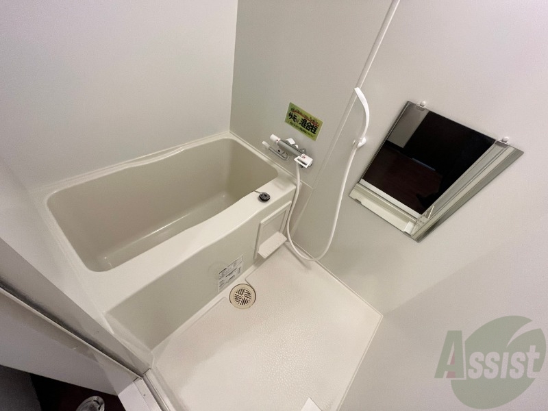 バス・シャワールーム　お風呂です。ゆっくりお風呂につかるのも体に良いですね～