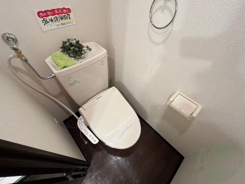 トイレ　トイレです。ウォシュレット付を探している方、おすすめです。