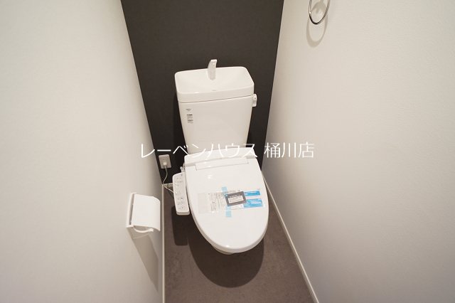 トイレ　レーベンハウス桶川店へ　048-787-5511