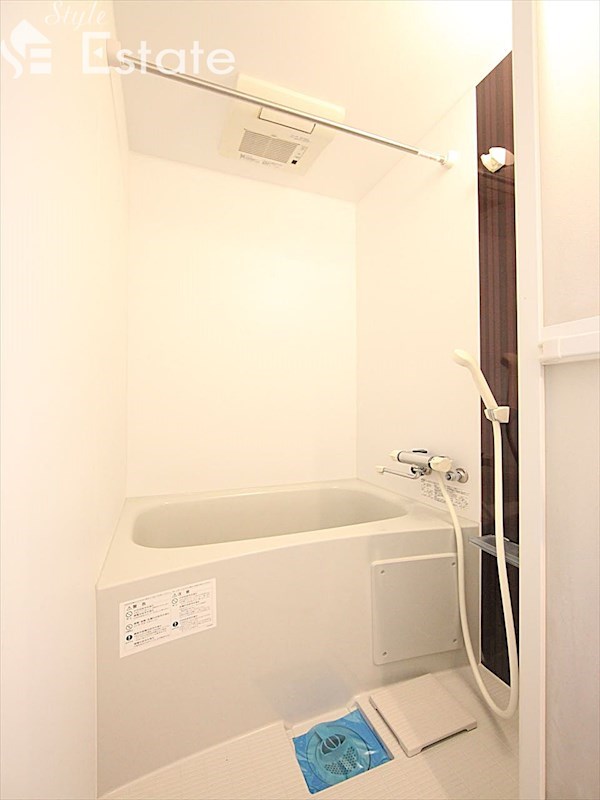 バス・シャワールーム　バスルーム