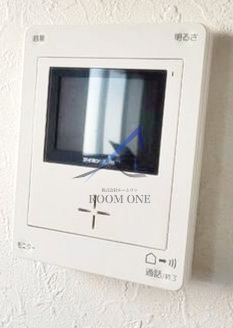 セキュリティ　モニター付きインターホンです。