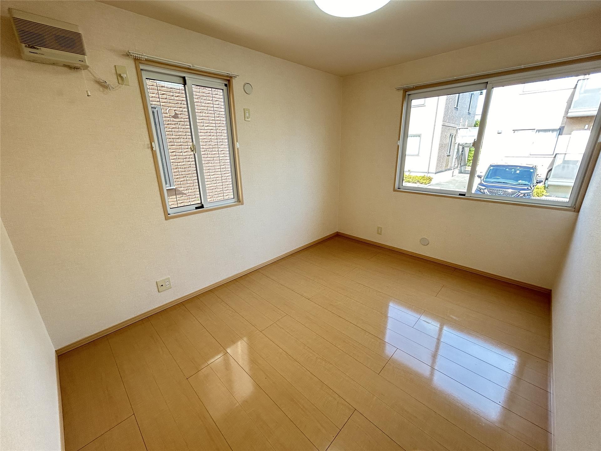 居室・リビング　洋室