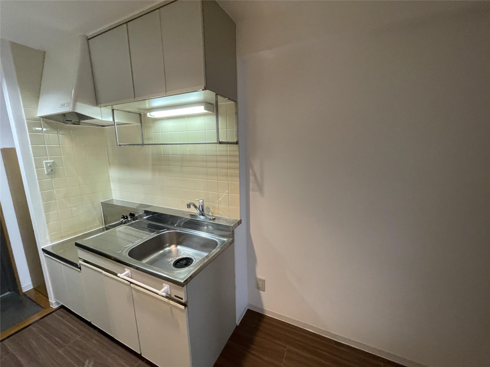 キッチン　2口ガスコンロが設置出来るキッチンです(別部屋参考写真)