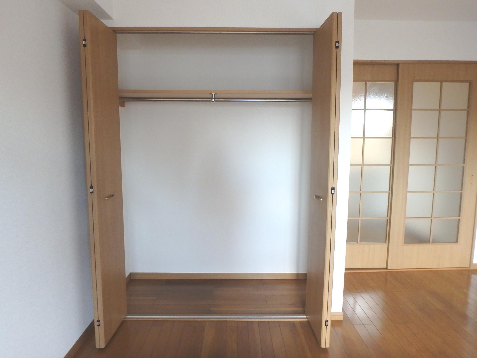 収納　収納力のあるクローゼットです