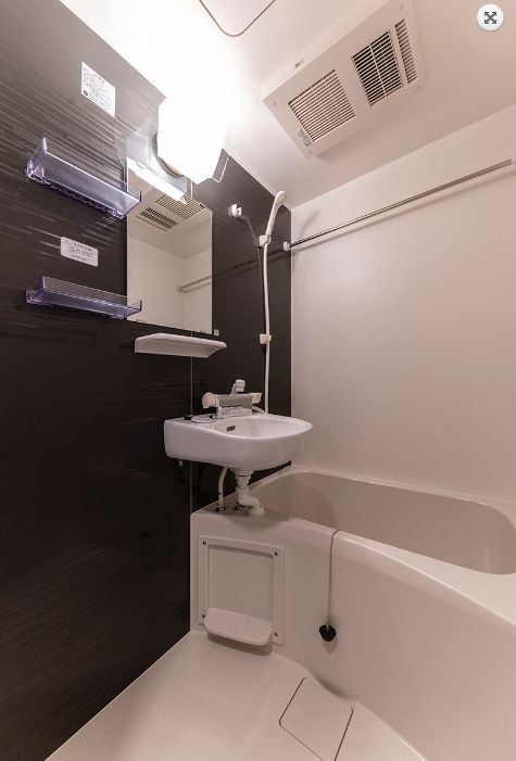 バス・シャワールーム　洗面