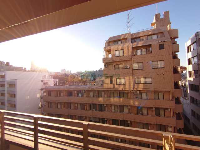 眺望　同タイプ反転部屋のお写真です。