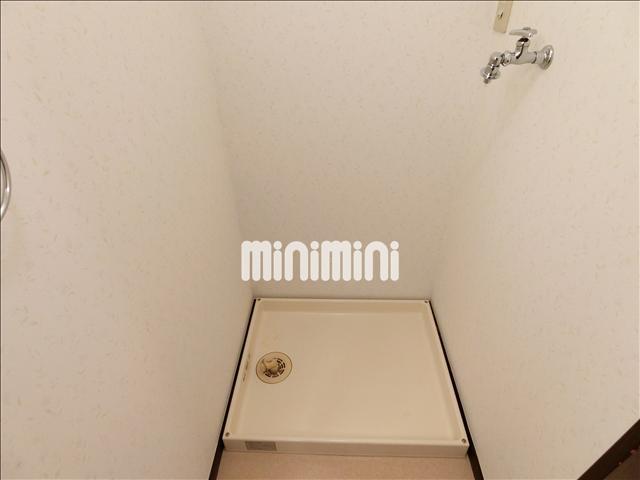 その他設備　室内洗濯機置き場には排水パン付き。