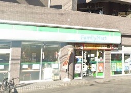 コンビニ　ファミリーマート町田駅南口店（コンビニ）まで375m
