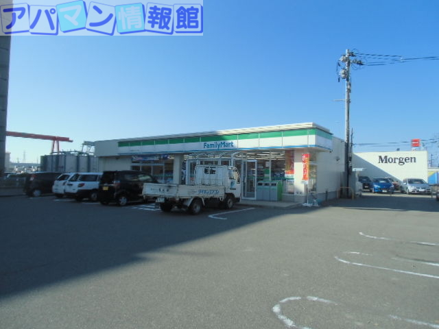 コンビニ　ファミリーマート新潟中央インター店（コンビニ）まで517m