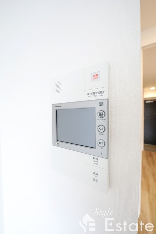 セキュリティ　モニター付きインターホン