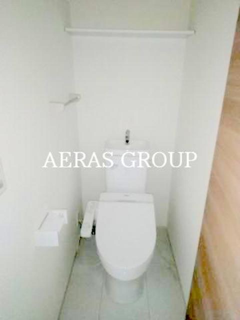 トイレ　温水洗浄便座