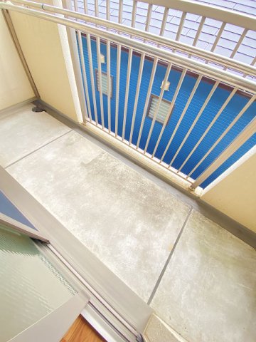 バルコニー　広々としたバルコニーです