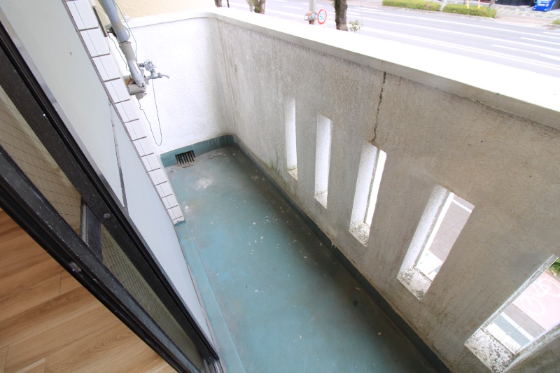 バルコニー　バルコニー