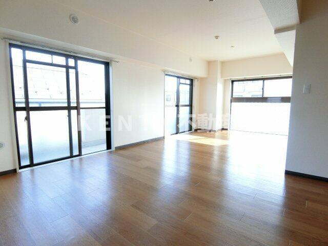 居室・リビング　ゆったり過ごせるリビングです