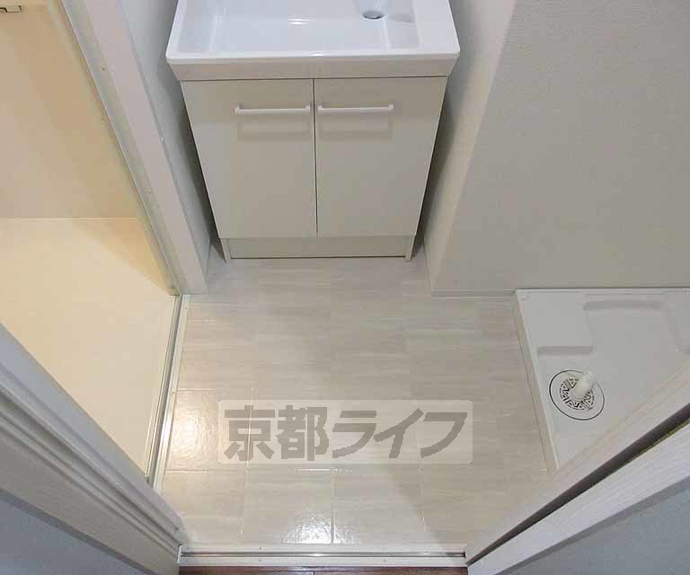 洗面設備　脱衣洗面所です。