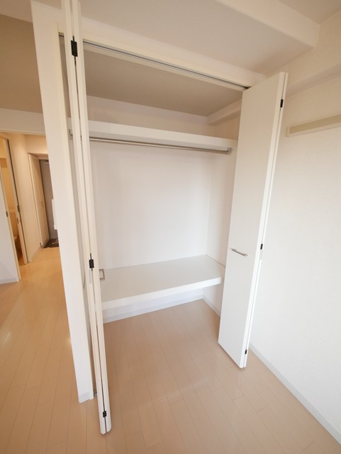 収納　★収納量十分なクローゼットがございます★