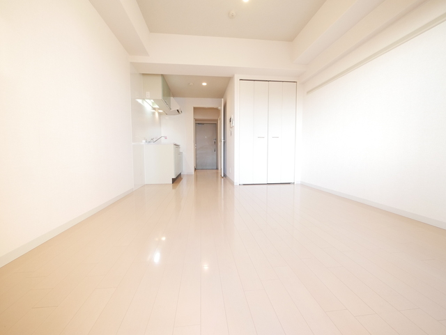 居室・リビング　★９．５帖の使い勝手の良いお部屋です★