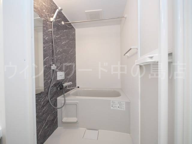 バス・シャワールーム　詳細は、ウィンドワード中の島店までご相談下さい。