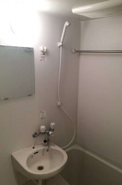 バス・シャワールーム　バスルーム